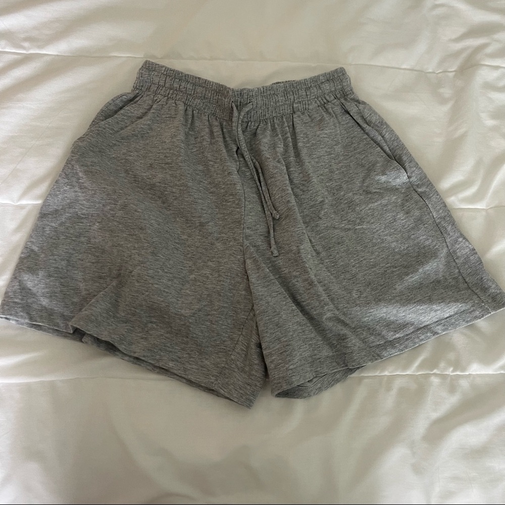 Uniqlo sweatshorts